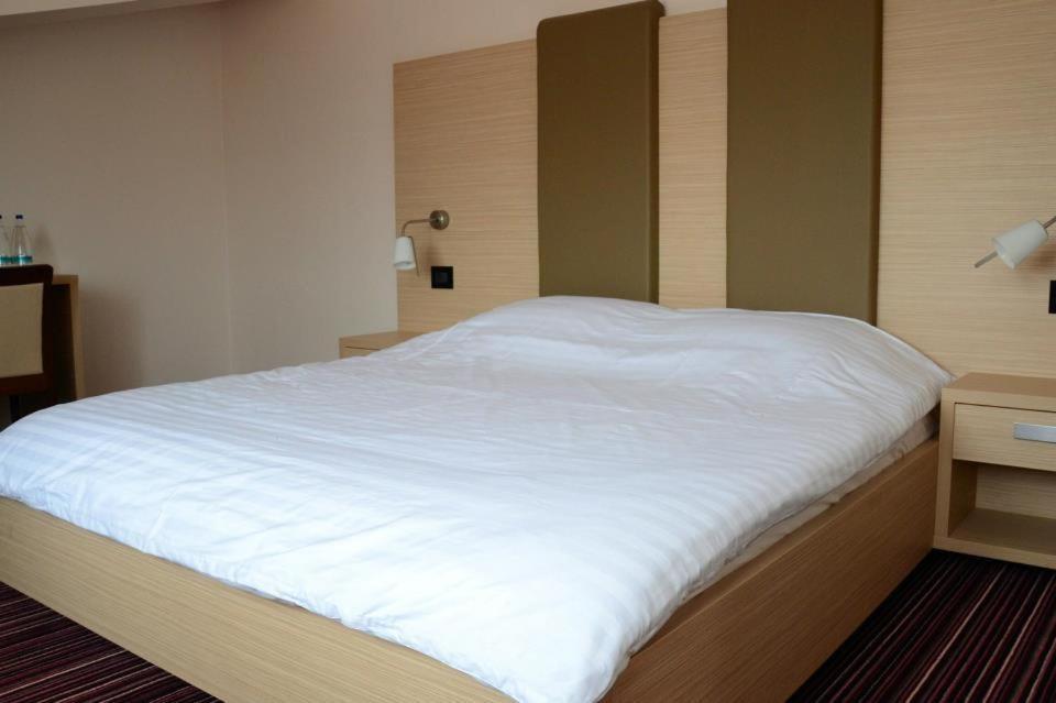 Zenti Plaza Hotel Drobeta Turnu Severin Kamer foto