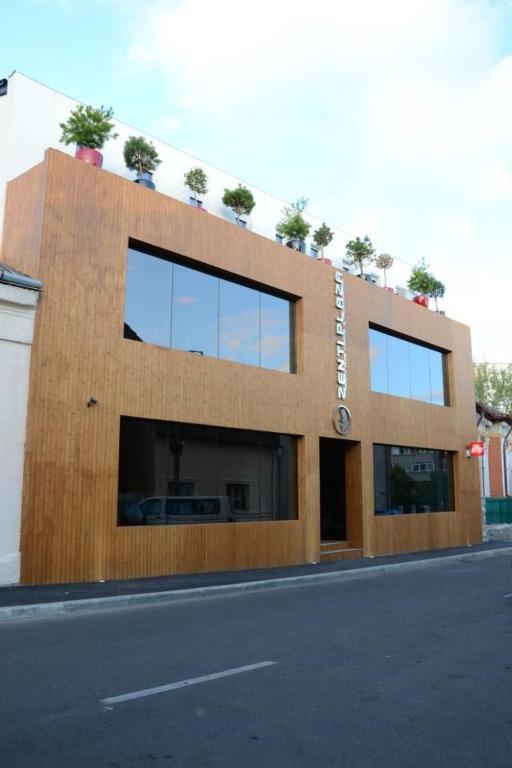 Zenti Plaza Hotel Drobeta Turnu Severin Buitenkant foto