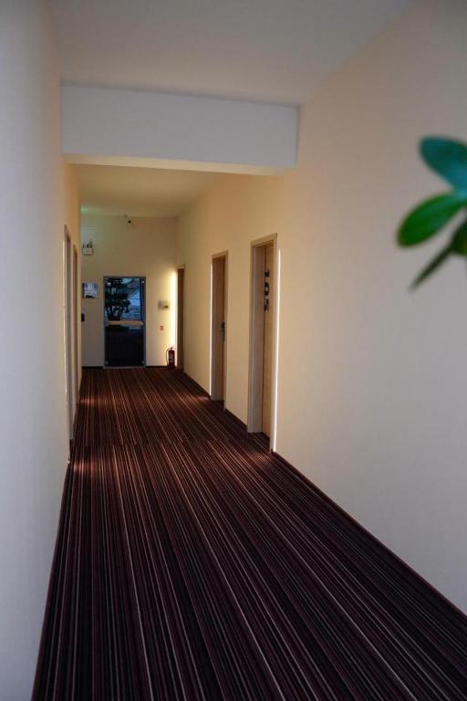 Zenti Plaza Hotel Drobeta Turnu Severin Buitenkant foto